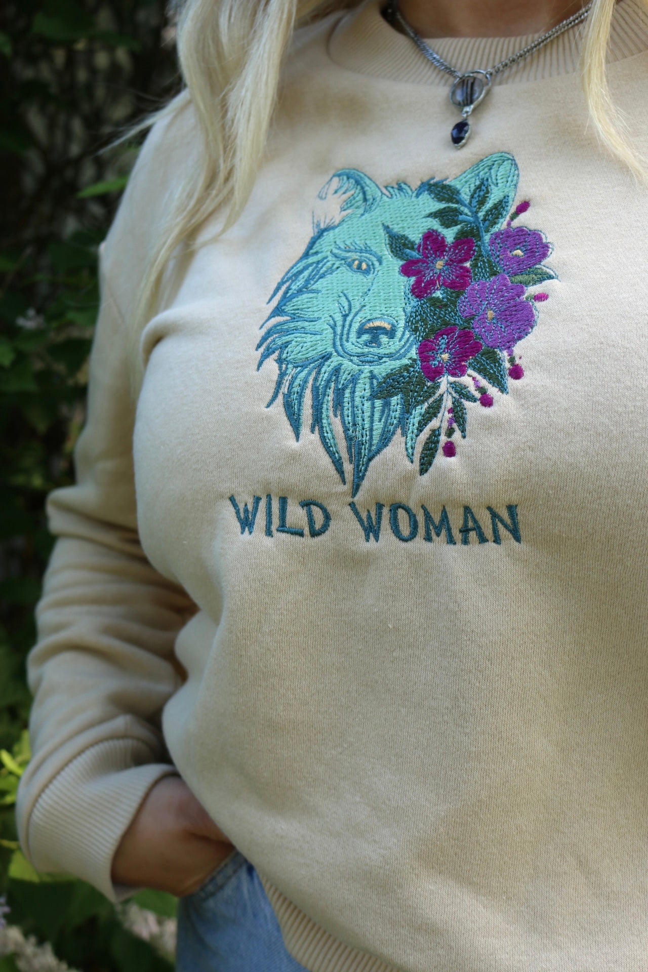 Wild Woman Wolf (Size M)