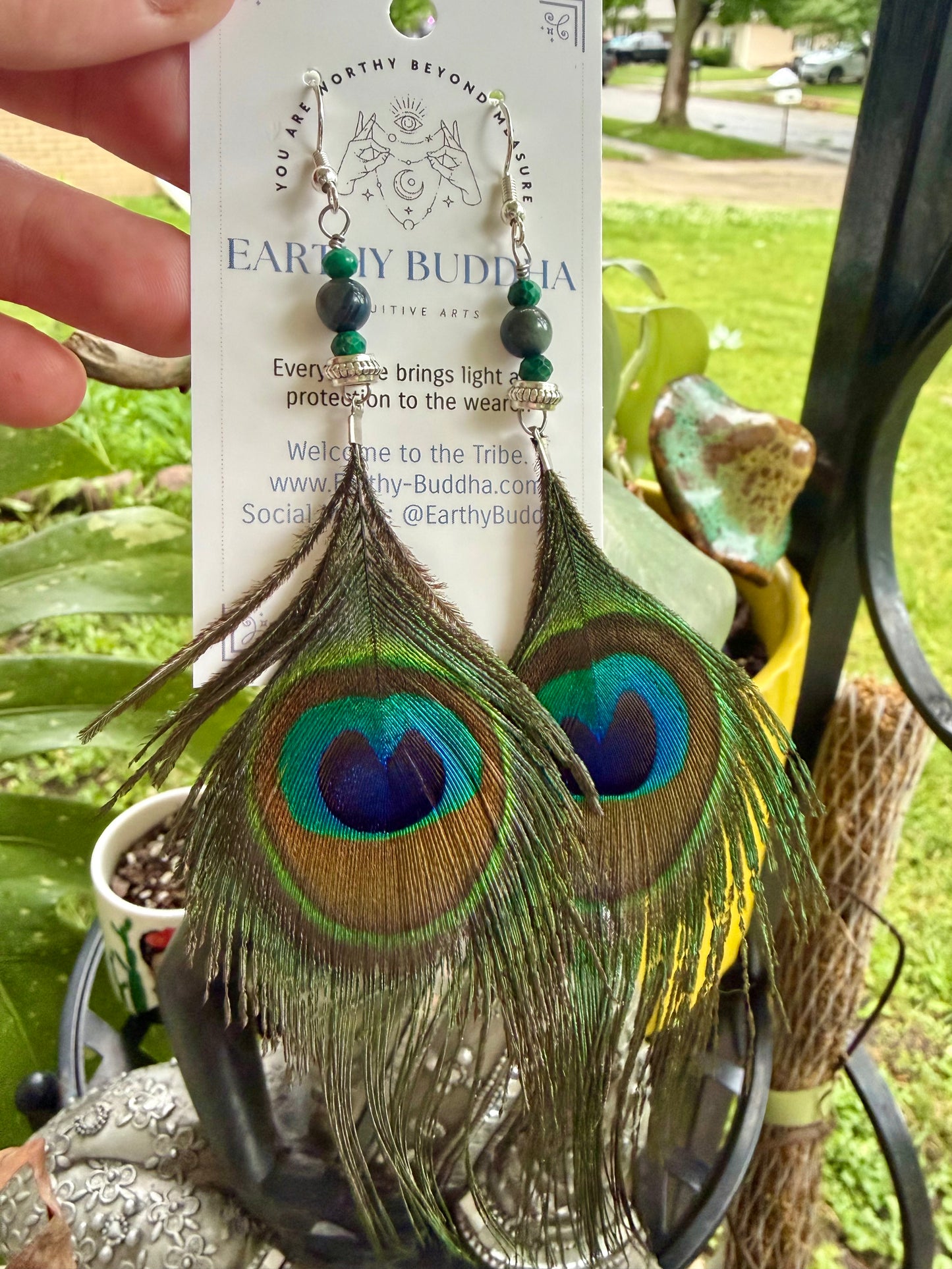 Show-Off Feather Dangles